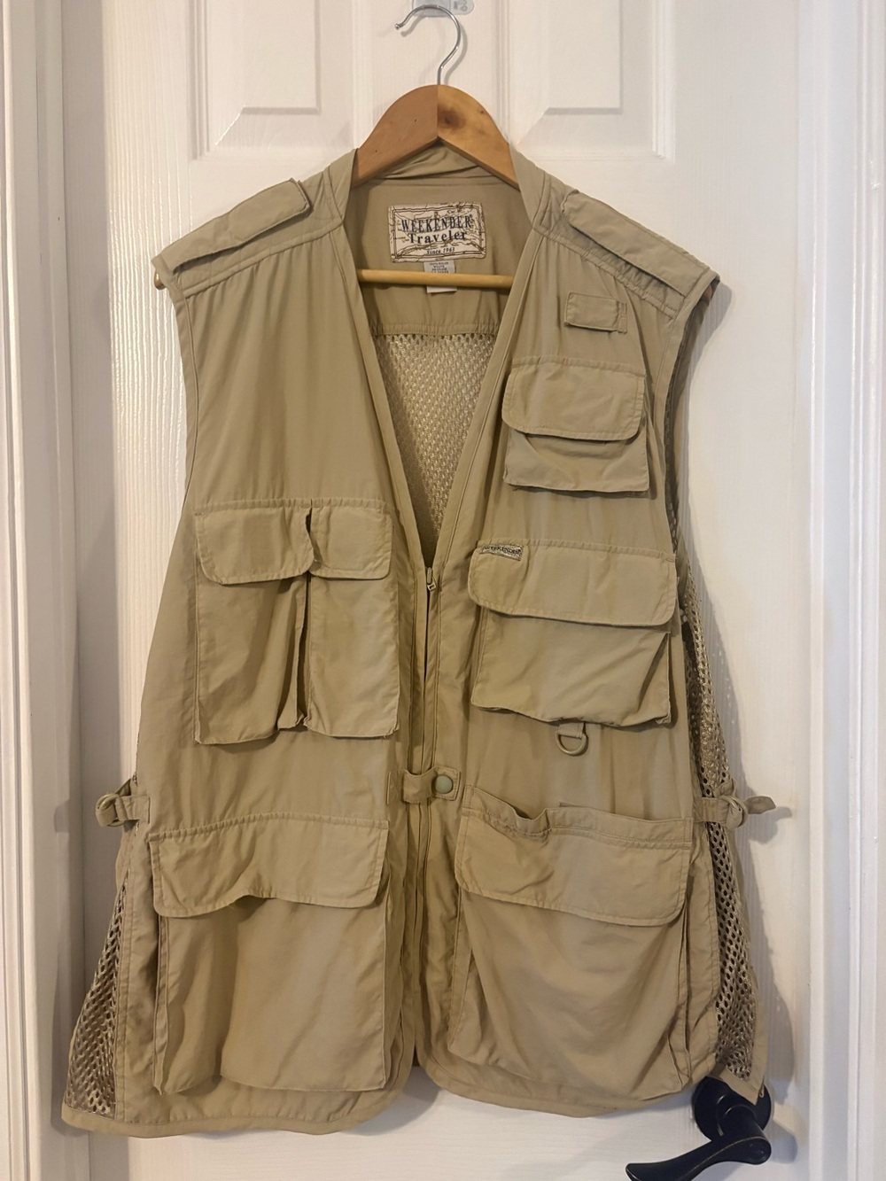 Weekender Traveler Mens L Safari Travel Vest Beige Mesh Utility Pockets